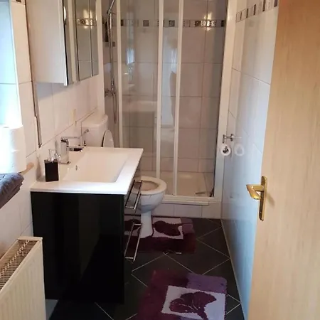 Appartement Gaestehaus Petra By Interhome